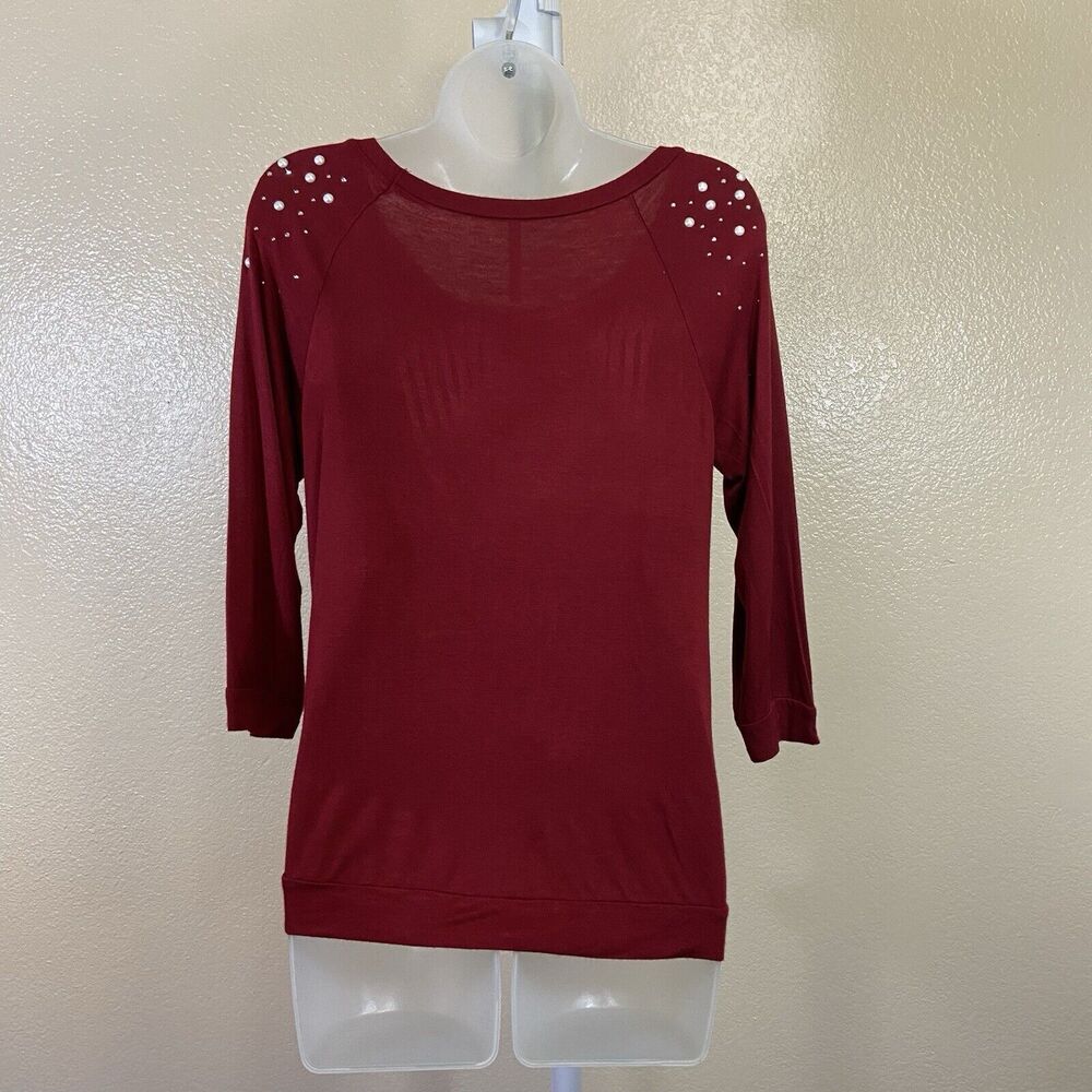 Women's OCASION Embellished Red Top Size Large Rayon & Spandex - Picture 2 of 5